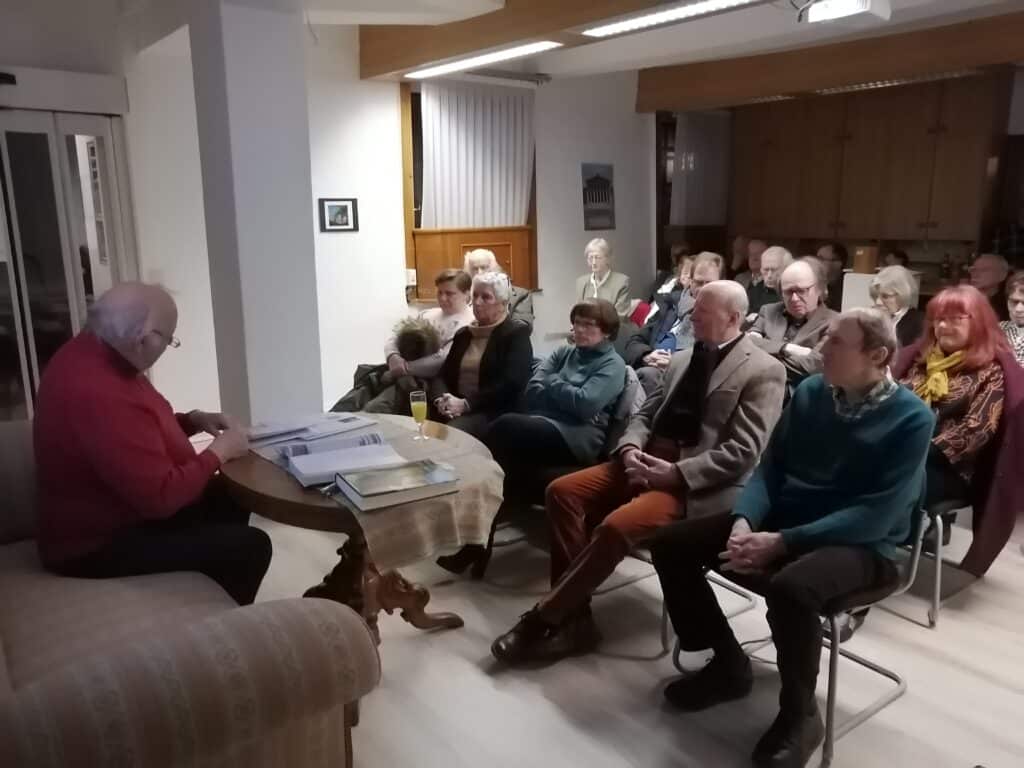 Beim Vortrag lauschten die Gäste über das interessante Leben von Leo von Klenze.